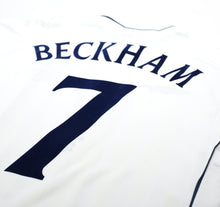 Load image into Gallery viewer, 2001/03 BECKHAM #7 England Vintage Umbro Home Greece Football Shirt (L) WC 2002
