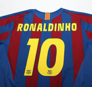 2005/06 RONALDINHO #10 Barcelona Vintage Nike Home Football Shirt (L)