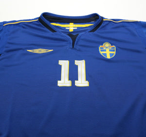 2004/05 LARSSON #11 Sweden Vintage Umbro L/S Away Football Shirt (M)