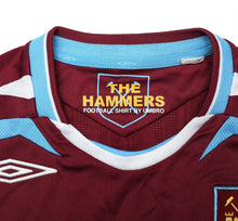 Load image into Gallery viewer, 2007/08 NOBLE #16 West Ham United Vintage Umbro Football Shirt (S)
