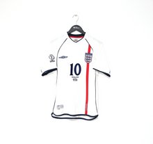 Load image into Gallery viewer, 2001/03 OWEN #10 England Vintage Umbro Home Football Shirt (S) WC 2002 BRAZIL
