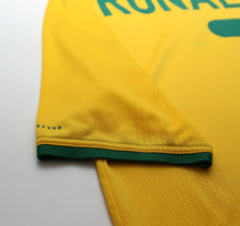 Load image into Gallery viewer, 2000/02 RONALDINHO #7 Brazil Vintage Nike Home Football Shirt (L) Olympics 2000
