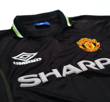 Load image into Gallery viewer, 1998/99 BECKHAM #7 Manchester United Vintage Umbro Third Football Shirt (L)
