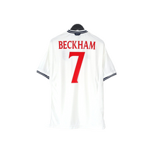 Load image into Gallery viewer, 1999/01 BECKHAM #7 England Vintage Umbro Home Football Shirt (XL) Euro 2000
