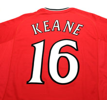 Load image into Gallery viewer, 2000/02 KEANE #16 Manchester United Vintage Umbro UCL Home Football Shirt (L)
