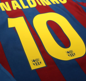 2005/06 RONALDINHO #10 Barcelona Vintage Nike Home Football Shirt (M)