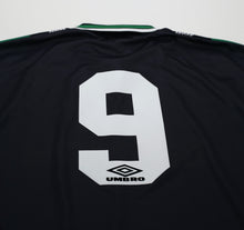 Load image into Gallery viewer, 1994/96 VAN HOOIJDONK #9 Celtic Vintage Umbro Away Football Shirt Jersey (L)

