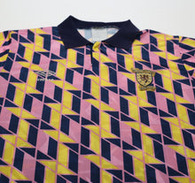 Load image into Gallery viewer, 1988/90 SCOTLAND Vintage Original Umbro Football Leisure Shirt (M)
