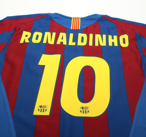 2005/06 RONALDINHO #10 Barcelona Vintage Nike Home Football Shirt (M)