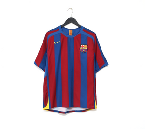 2005/06 RONALDINHO #10 Barcelona Vintage Nike Home Football Shirt (M)