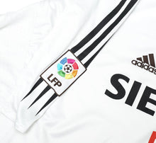 Load image into Gallery viewer, 2004/05 REAL MADRID Vintage adidas Home Football Shirt (XXL)
