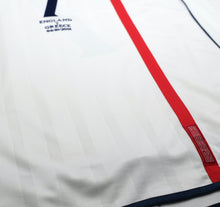 Load image into Gallery viewer, 2001/03 BECKHAM #7 England Vintage Umbro Home Greece Football Shirt (L) WC 2002
