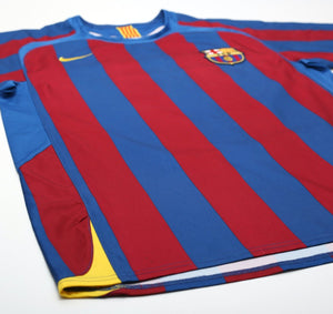 2005/06 RONALDINHO #10 Barcelona Vintage Nike Home Football Shirt (M)