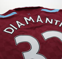 Load image into Gallery viewer, 2009/10 DIAMANTI #32 West Ham Vintage Umbro Home Football Shirt (S)
