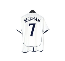 Load image into Gallery viewer, 2001/03 BECKHAM #7 England Vintage Umbro Home Greece Football Shirt (L) WC 2002
