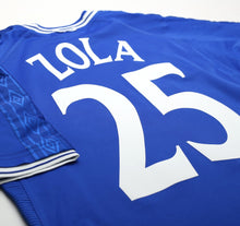 Load image into Gallery viewer, 1999/01 ZOLA #25 Chelsea Vintage Umbro Home Football Shirt (M)
