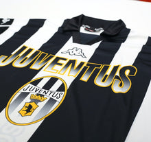 Load image into Gallery viewer, 1996/97 JUVENTUS Vintage Kappa Long Sleeve Training Shirt (XL)
