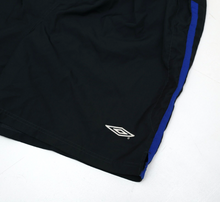 Load image into Gallery viewer, 2002/04 CHELSEA Vintage Umbro Away Football Shorts (XL) 36/38 Waist
