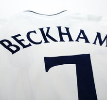 Load image into Gallery viewer, 2001/03 BECKHAM #7 England Vintage Umbro Home Greece Football Shirt (S) WC 2002
