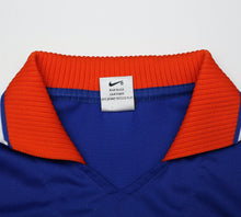 Load image into Gallery viewer, 1996/97 BERGKAMP #8 Holland Vintage Nike Away Football Shirt (S) Arsenal
