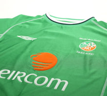 Load image into Gallery viewer, 2002/03 DUFF #9 Ireland Vintage Umbro Home Football Shirt (L) World Cup 2002
