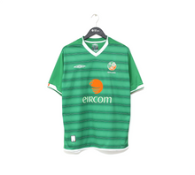 Load image into Gallery viewer, 2003/04 KEANE #6 Ireland Vintage Umbro Home Football Shirt (M)
