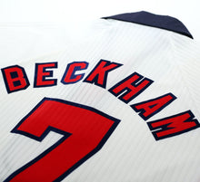 Load image into Gallery viewer, 1997/99 BECKHAM #7 England Vintage Umbro Home Football Shirt (XL) World Cup 1998
