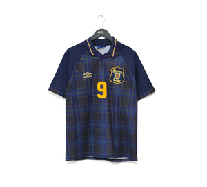 1994/96 McCOIST #9 Scotland Vintage Umbro Home Football Shirt (L) Euro 96