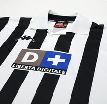 Load image into Gallery viewer, 1998/99 ZIDANE #21 Juventus Vintage Kappa Home Football Shirt Jersey (XL)
