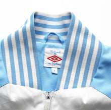 Load image into Gallery viewer, 2010/12 Manchester City Vintage Umbro Football Walkout Jacket Track Top (S)
