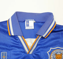 Load image into Gallery viewer, 1994/96 LEICESTER CITY Vintage Fox Leisure Home Football Shirt (M)
