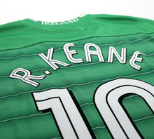 Load image into Gallery viewer, 2003/04 R. KEANE #10 Ireland Vintage Umbro Home Football Shirt (XL)
