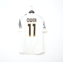 Load image into Gallery viewer, 2004/05 OWEN #11 Real Madrid Vintage adidas MATCH ISSUE Home Football Shirt (L)

