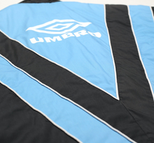 Load image into Gallery viewer, 1992/93 SHEFFIELD WEDNESDAY Vintage Umbro Football Bench Coat Jacket (S/M)
