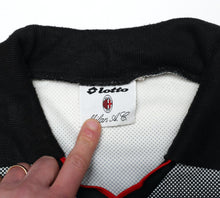 Load image into Gallery viewer, 1996/97 AC MILAN Vintage Lotto Football Training Shirt (L)
