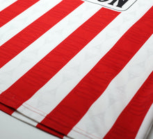 Load image into Gallery viewer, 1996/97 QUINN #17 Sunderland Vintage AVEC Home Football Shirt Jersey (XXL)
